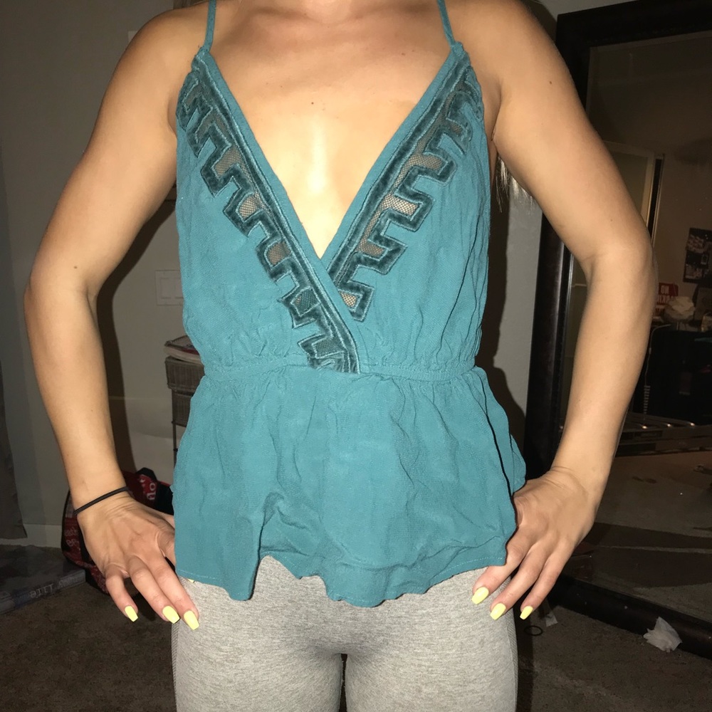 Open back free people shirt